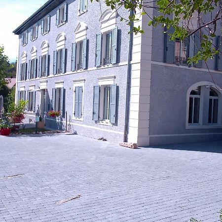 Hotel A Deux Pas Du Rheby Villebois Exteriér fotografie