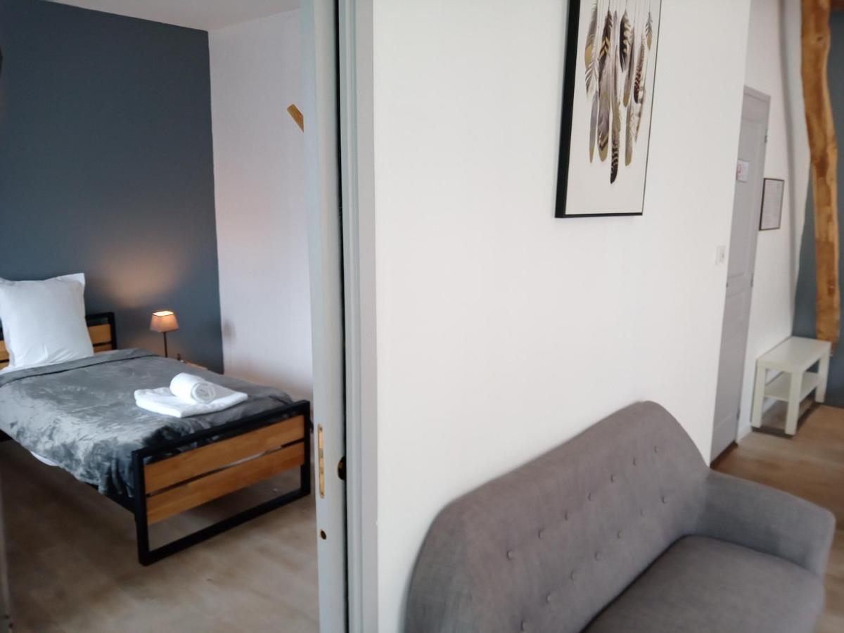 Hotel A Deux Pas Du Rheby Villebois Exteriér fotografie